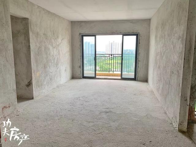 狮山一手破2万！博爱湖竟还有新货！首付2成42万起