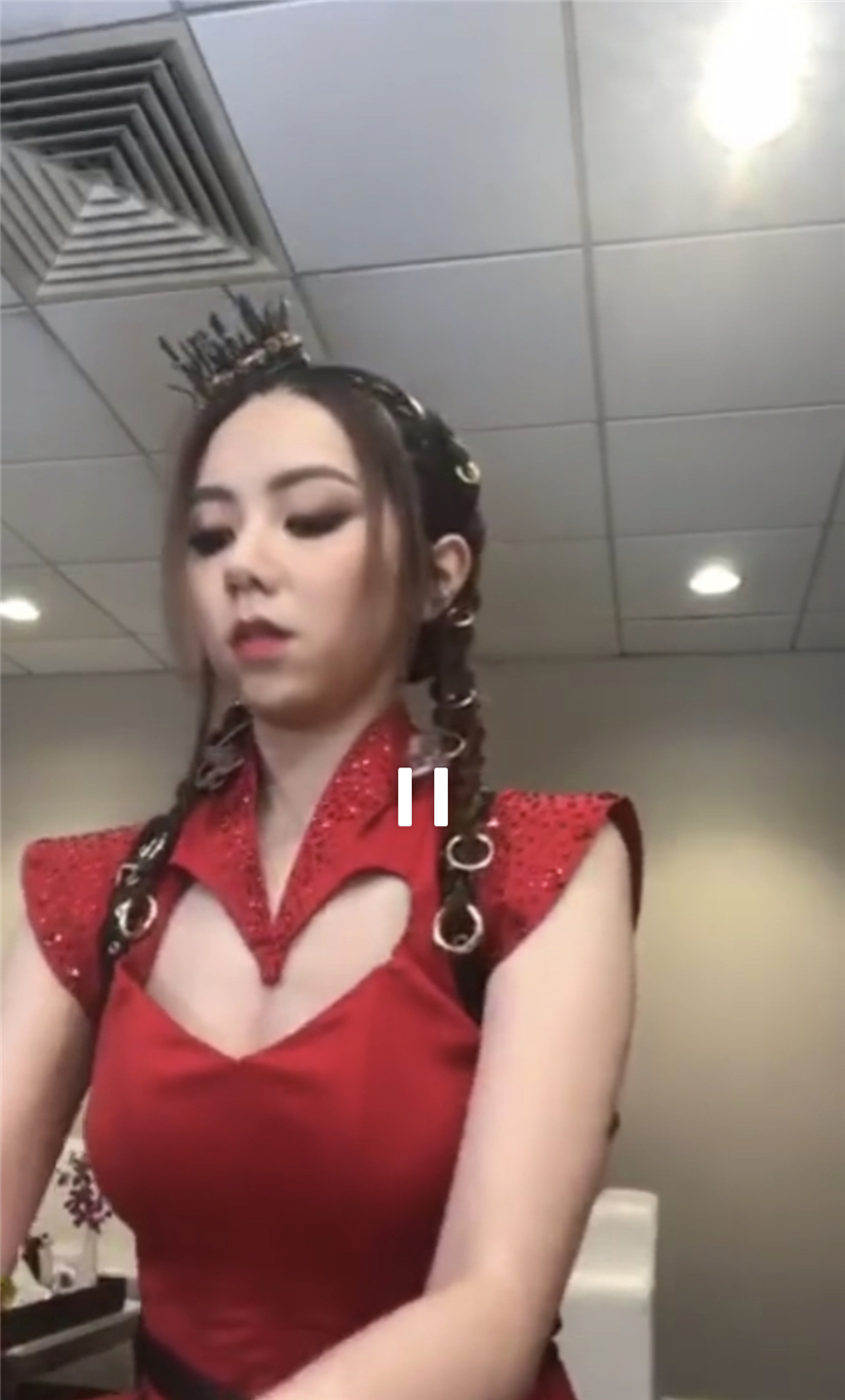 邓紫棋道歉，澳门大型演唱会，因为技术故障延迟，邓紫棋发文致歉