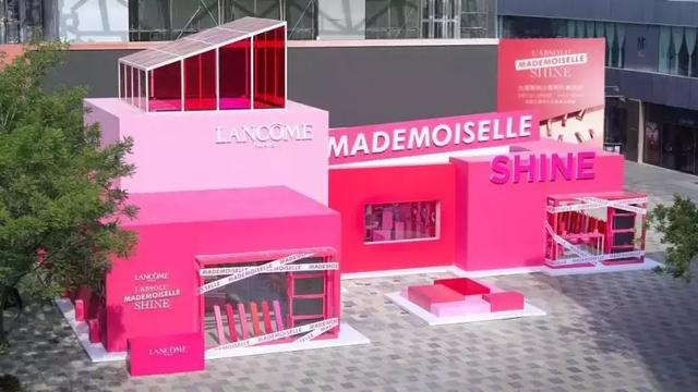 好神奇的快闪店，把老中青三代都“吸”进mall