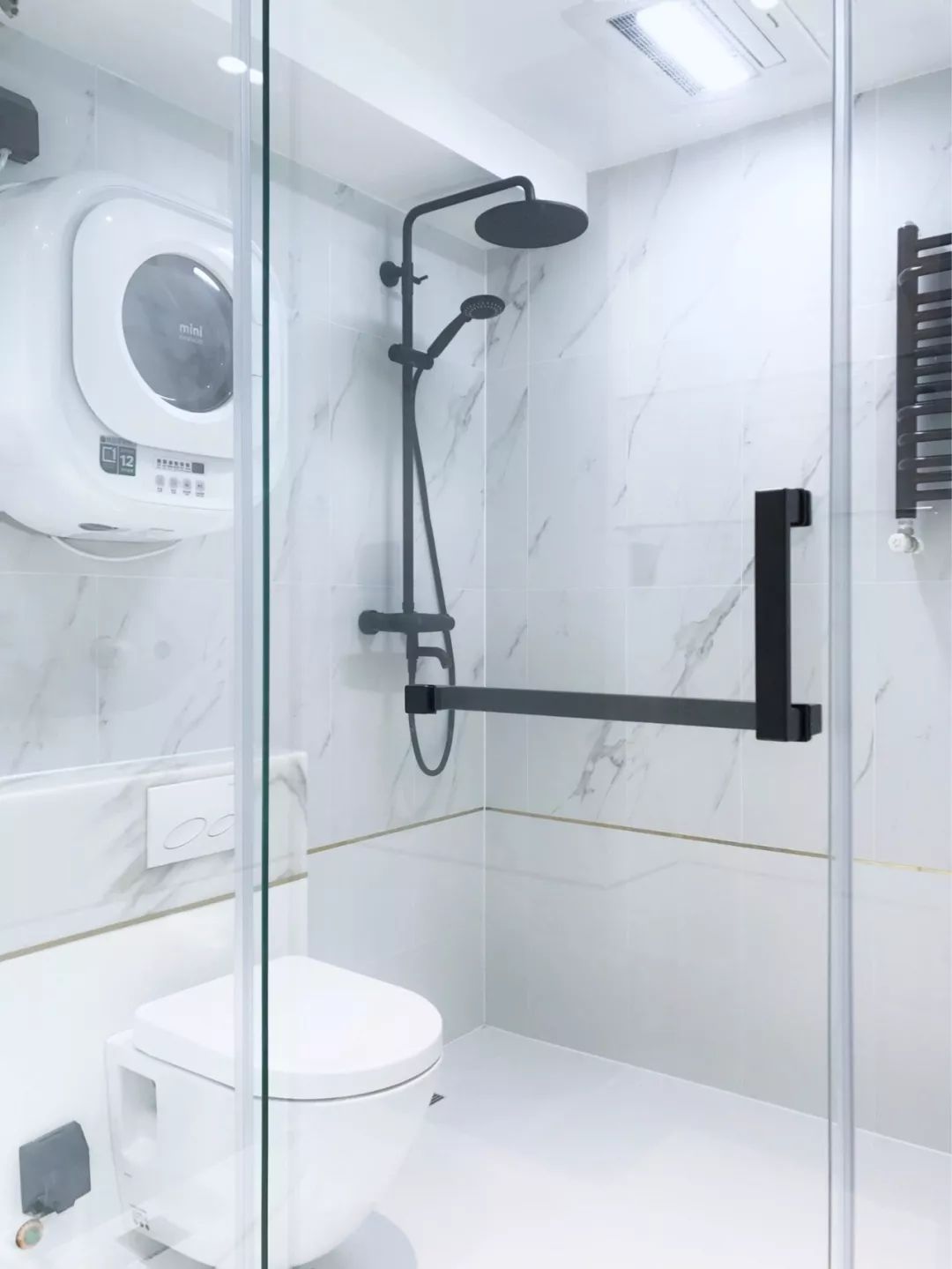 卫生间墙面砖，仿大理石质感，这叫高端！