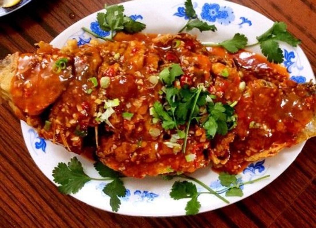 酸酸甜甜好味道，鲁菜至味你须知，糖醋鲤鱼你爱上了吗