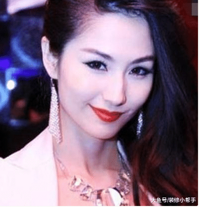 明星蓝燕的豪宅，内部装修很豪华，豪华程度媲美五星级酒店