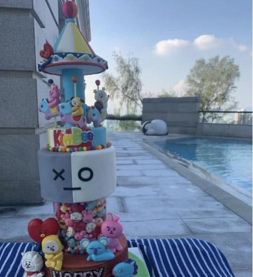 香港女富豪甘比庆40岁生日，收礼收到手软，天价豪宅意外曝光