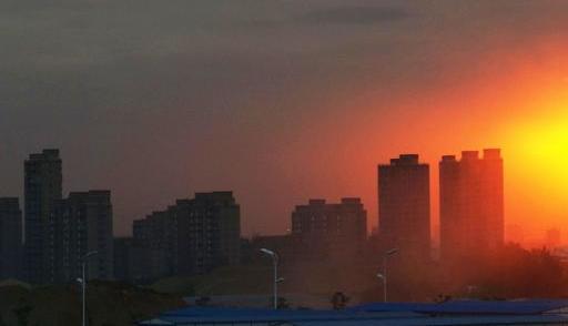 挺不住了！三四线“是楼盘就卖光”时代或要结束了