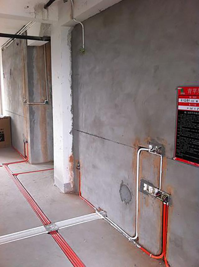 为什么灯线和插座线不能走一路？这就是理由，不懂水电别瞎装修！