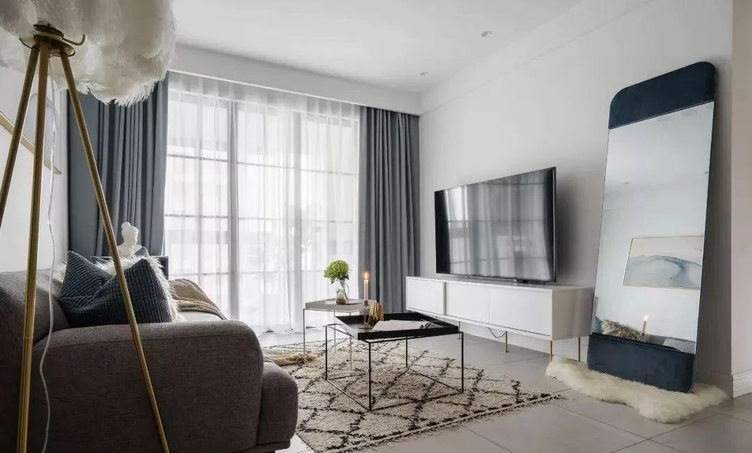 花20萬打造的85平北歐風小戶型二居室，年輕大方的小窩