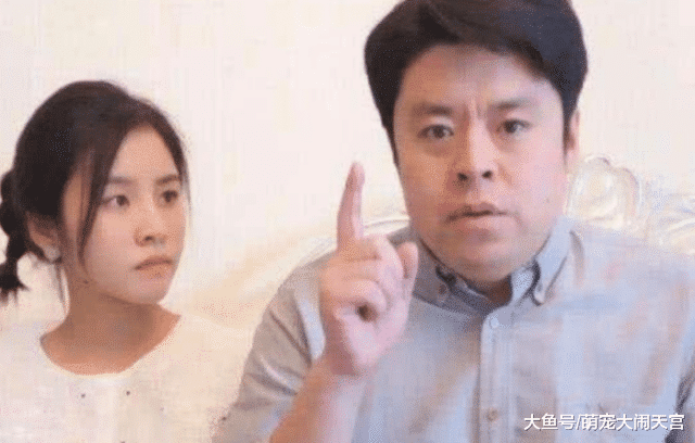 抖音3000万粉丝的“祝晓晗父女”，真实关系被曝光，粉丝：我们太天真了