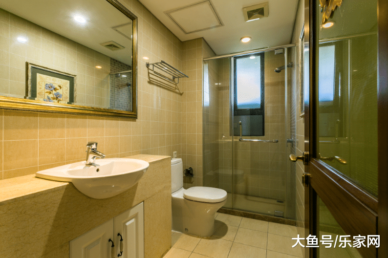 马桶万万要这样选，当初没有听老婆的话，真是坑死我了！