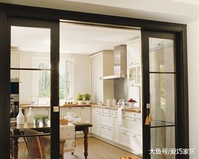 厨房万万不要装推拉门了, 听完内行人分析, 才知家里装错了!