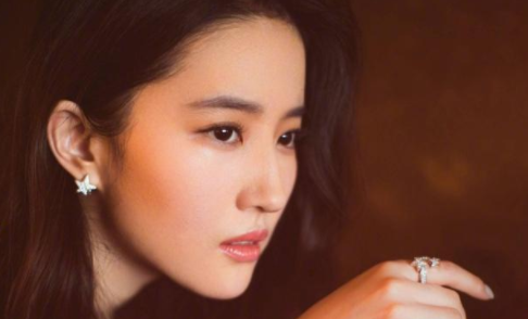 娱乐圈的气质女神，刘亦菲仙气