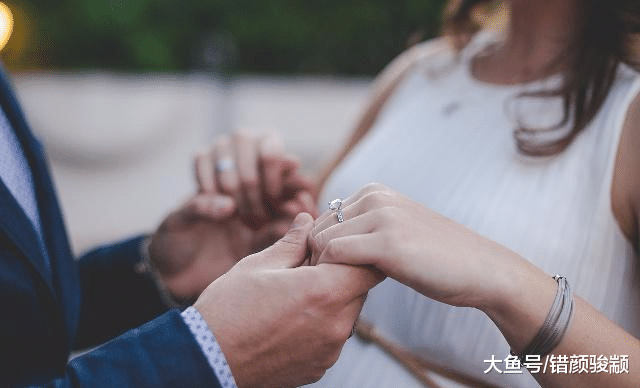 如今社會結婚，男方出彩禮和車房，那么女人的價值到底在哪里？