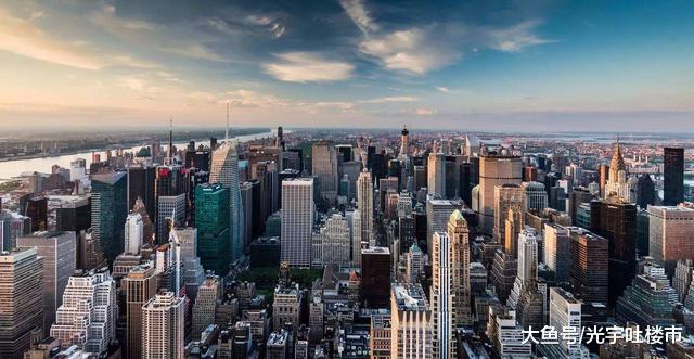 楼市15万亿后，以价换量吸购房者，开发商：房地产还有20年黄金期