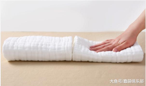 尿布和纸尿裤，哪个经济实惠又好用