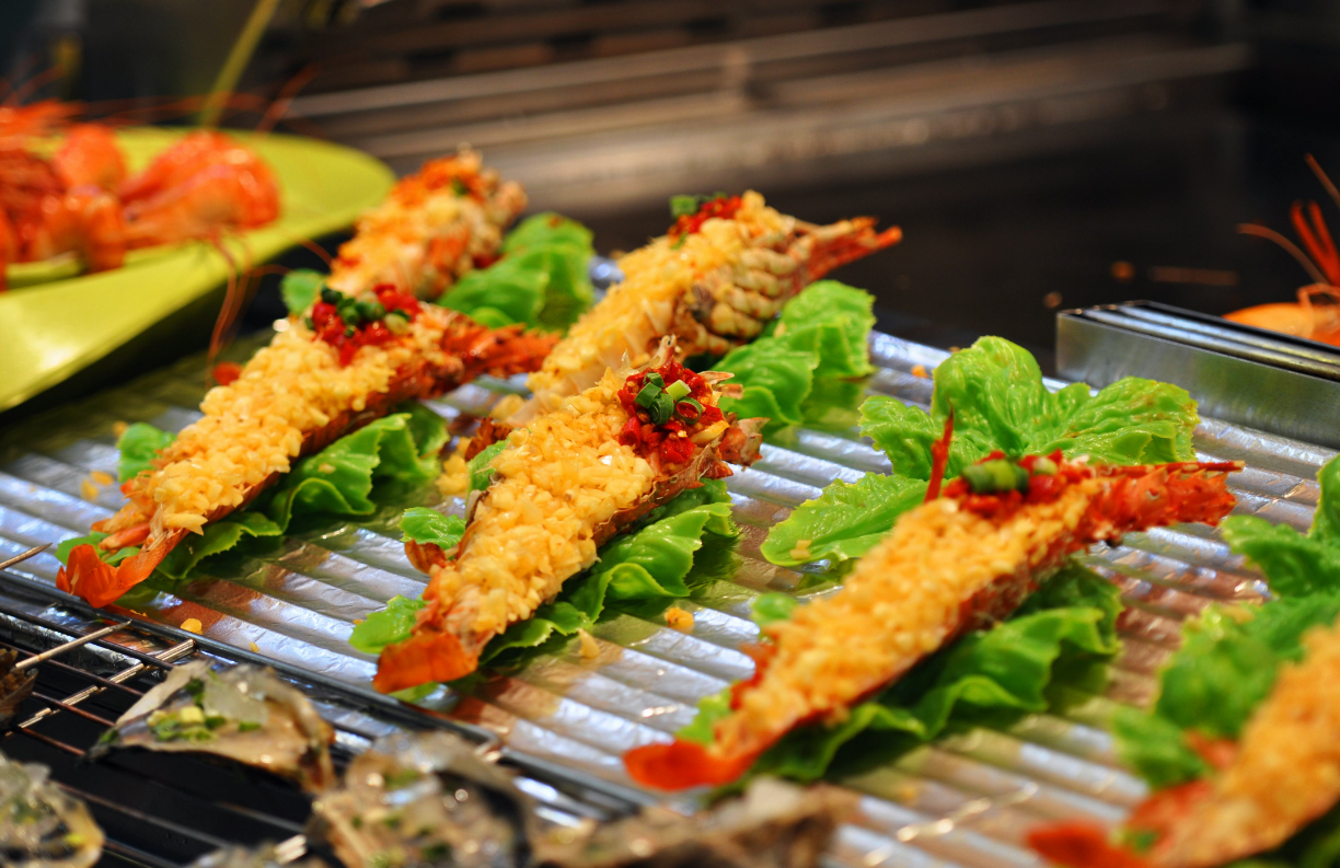 奶油鸡肉和蘑菇砂锅
