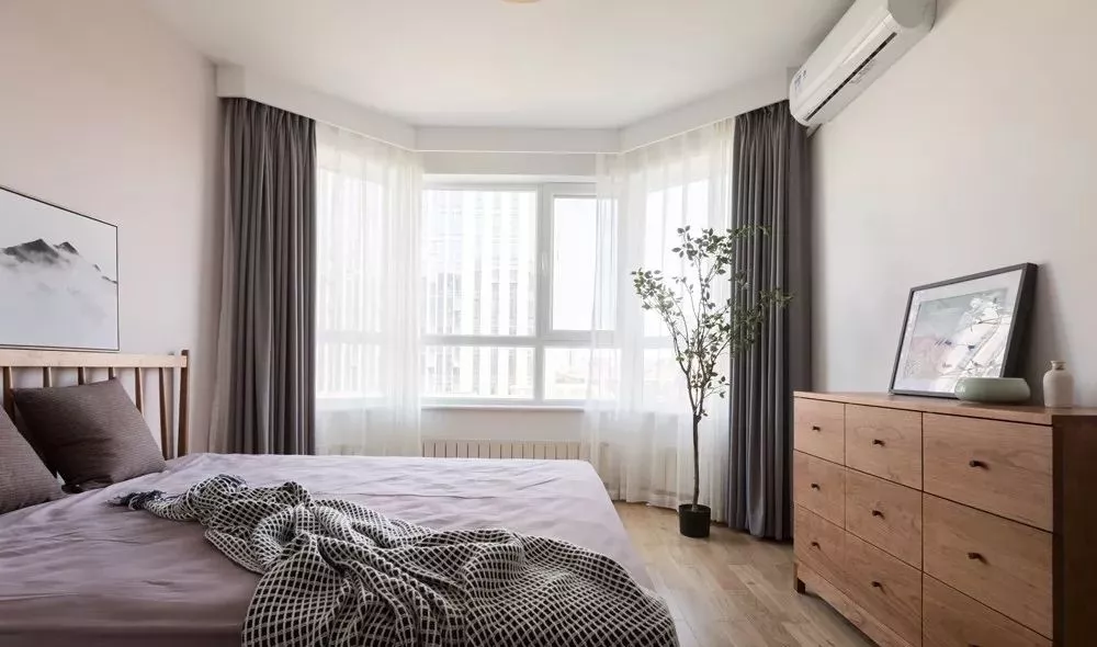 简中式风，古色古香的原木与清新淡雅的绿色搭配，效果别具一格