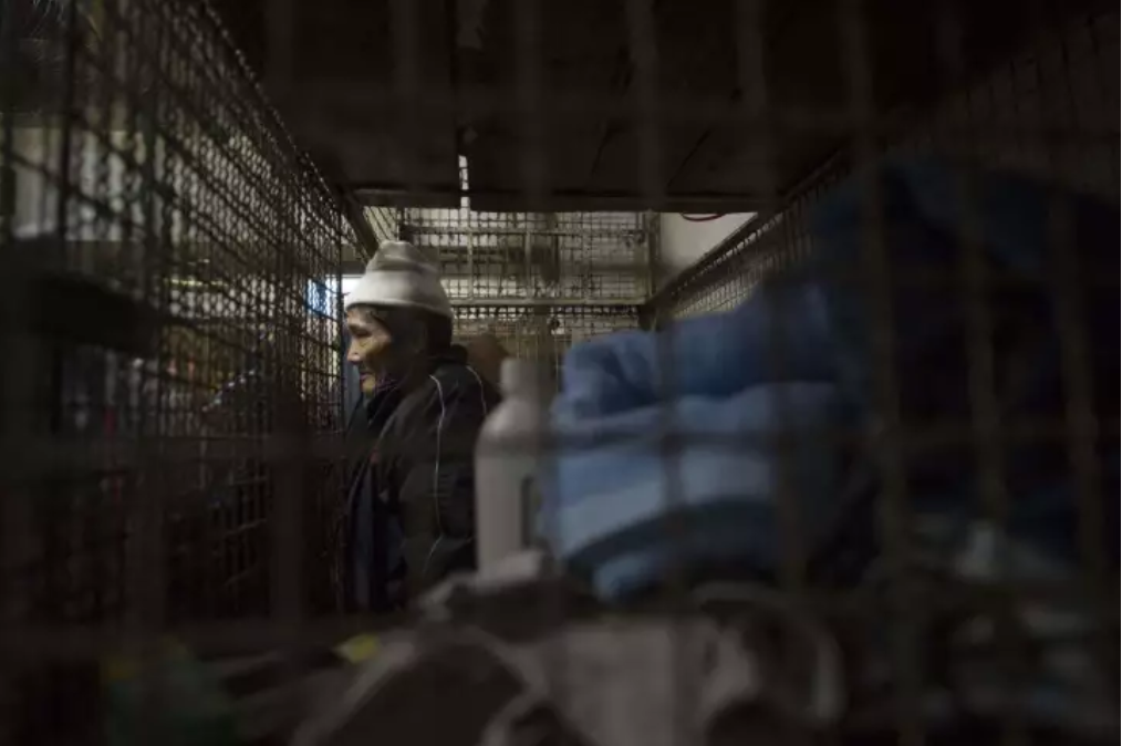 多少人还在抱怨自己的房子小？看看HK同胞们你可能会收起你的抱怨