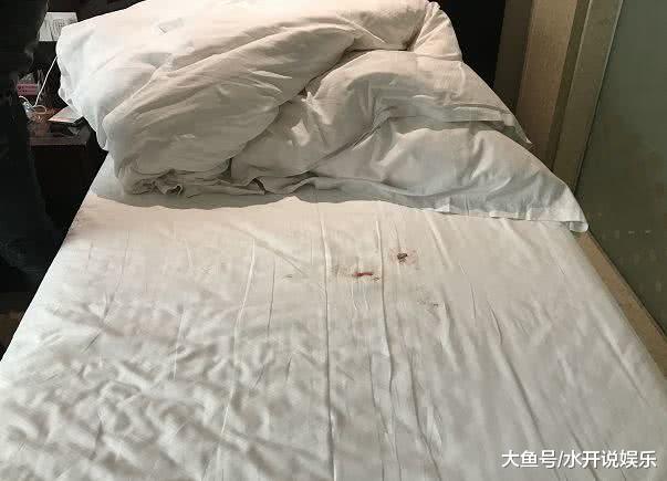 两兄弟入住贵阳一酒店，早上被吓醒！掀开床单一看全是血？