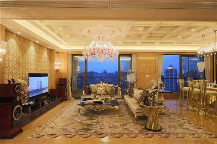 原来你是这样的顶级豪宅！有点意思！