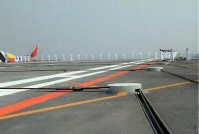 阻拦索能要人命？美预警机崩断阻拦索，8名小绿人落下终生残疾