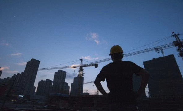 现在买房不用抢, 经济家: 泡沫肯定会破灭, 可能在2020年