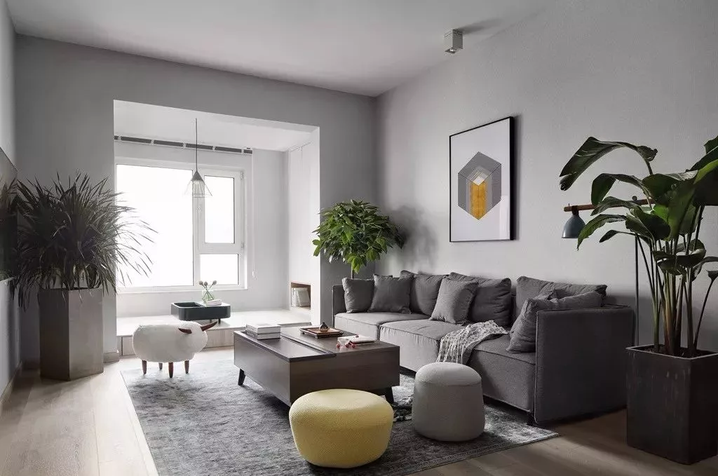 家里有两个阳台的，可以把客厅阳台改成这些模样