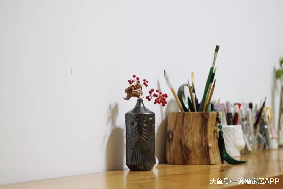 亲手搬成吨实木, 西安女孩花5年, 给自己盖了一座森林城堡