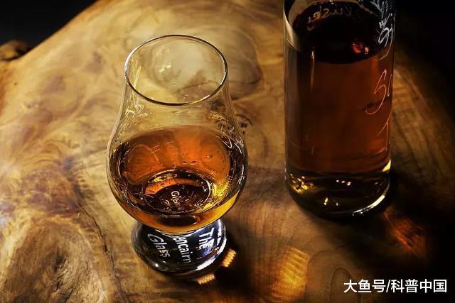 餐桌上常见的饮料，不要随意多喝！这些危害你一定想不到