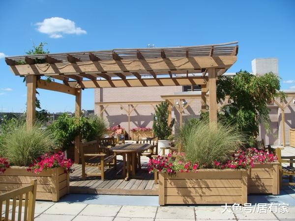 独特的屋顶甲板设计，让您放松身心，享受时尚娱乐