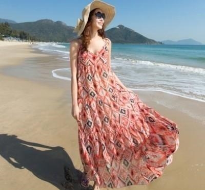 女人过了40岁，穿上这些连衣裙，不仅减龄还能凸显你的女人味