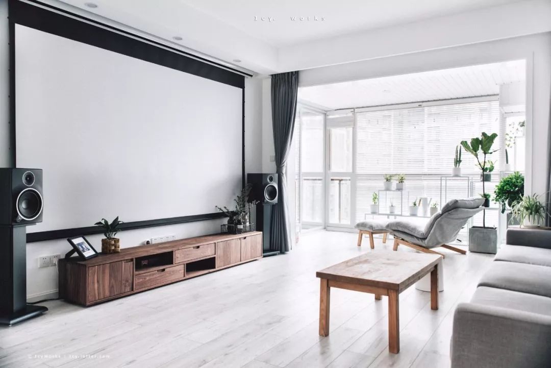 阳台纳入客厅，如何利用起来？