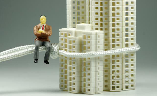 房子有价无市，业主挂牌4个月无人问津，降价110万才卖掉