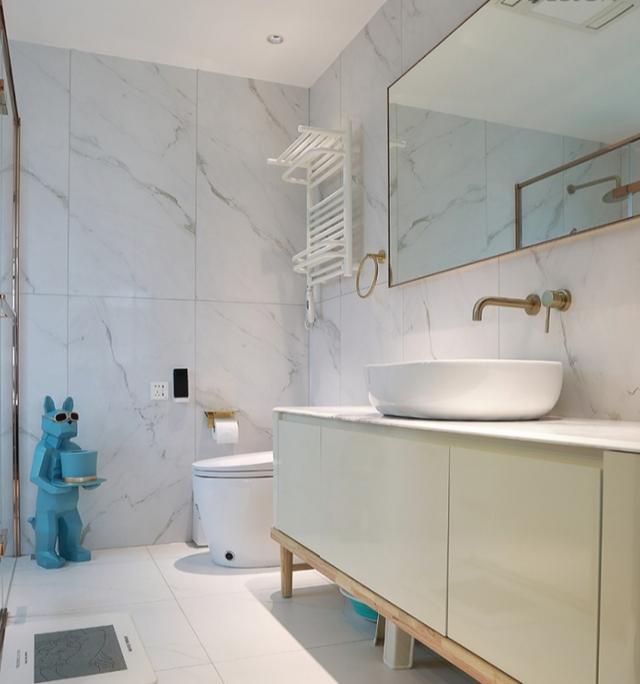 新房入住不到一年瓷砖啪啪往下掉？老师傅：没做好这4点惹的祸