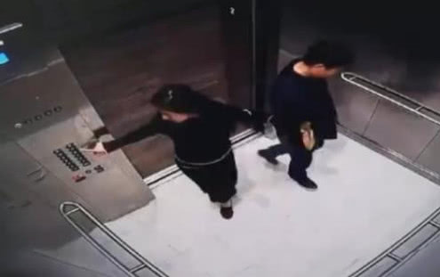 监控视频被曝光刘强东终平反，但王思聪曾一语道破天机