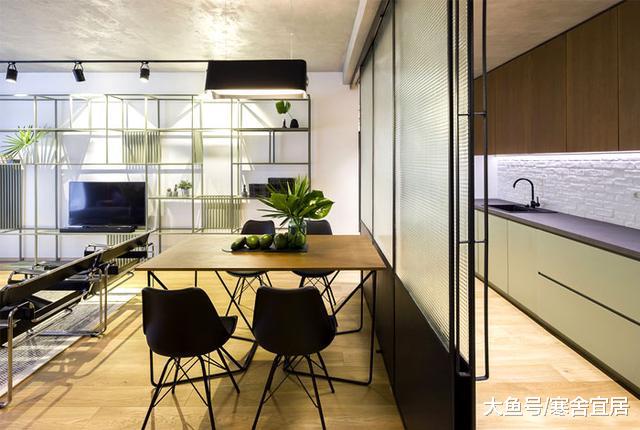 朋友家75㎡现代工业风，隔墙砸掉做隔断，漂亮不占空间，晒晒！