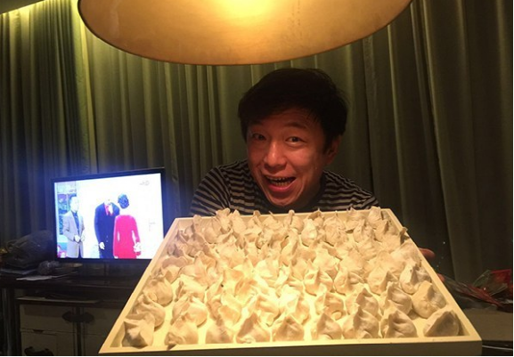 带你参观黄渤住的豪宅，生活中为人很低调，看他房子布置就知道了