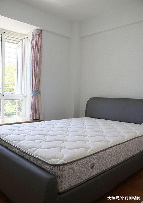 新房买楼顶，装修花了22万，露天阳台太美，亲戚眼红不已！