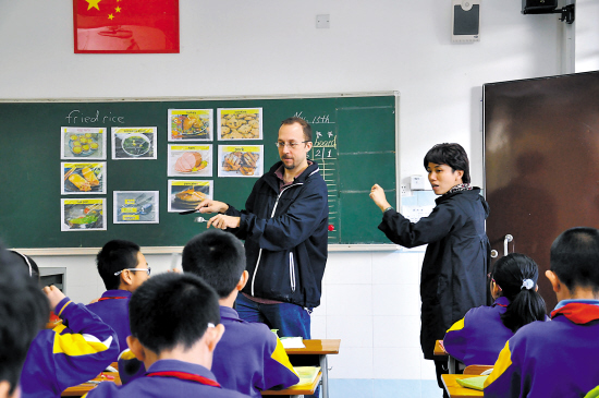 大学上课，这3种学生最喜欢“第一排”，看到最后：太真实了