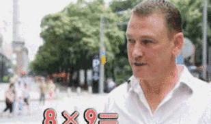 英国学校引进中国的“九九乘法表”，网友：汪汪得汪，汪吐得吐？