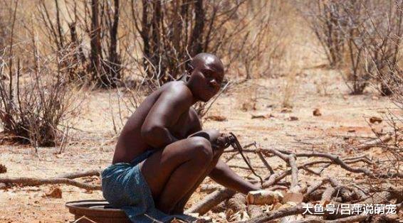 非洲一个原始部落，男子必须有5个妻子，女人更有着“奇葩”习俗