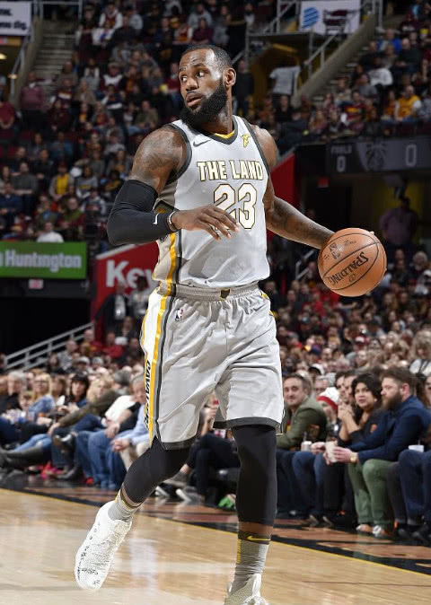 完全不设防！詹皇场均三双难掩骑士致命软肋 1毒瘤浇灭争冠希望