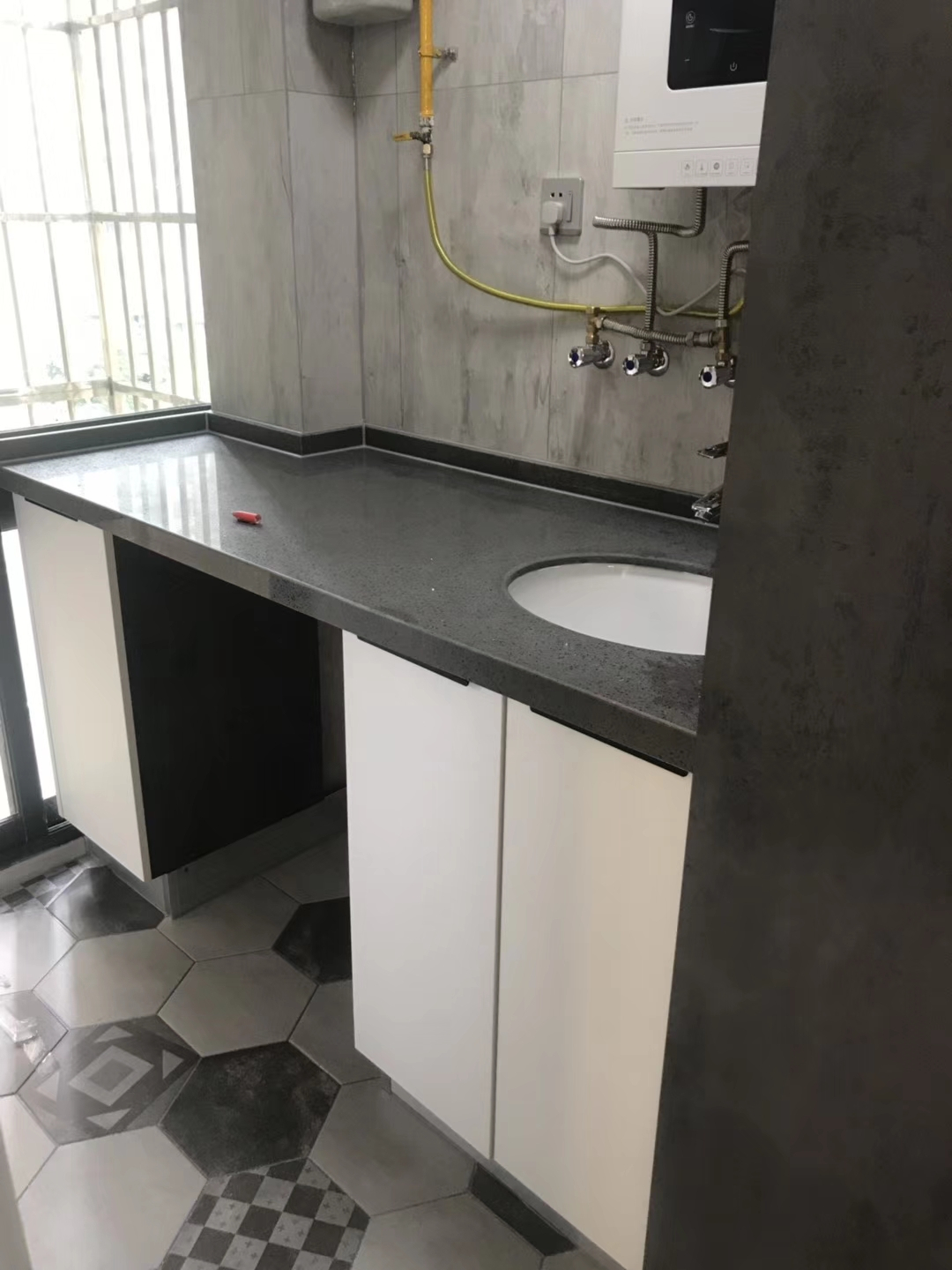 成都人居东御佲家装修完工效果图（手机实景拍摄）