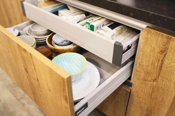 迷你厨房变大5倍, 4口之家实力收纳广西辣妈的爆改路子就是野!