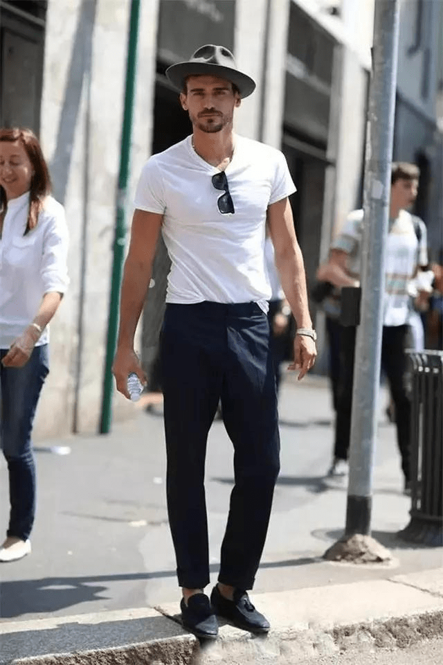 男神都是如何搭配T恤的？让撩妹高手来教你