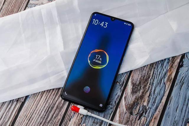 堪称国产高光时刻，苹果新机在这些方面致敬国产，你发现了吗？