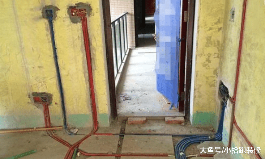 水电验收，业主请电工把水电管距离标好，而电工则这样说