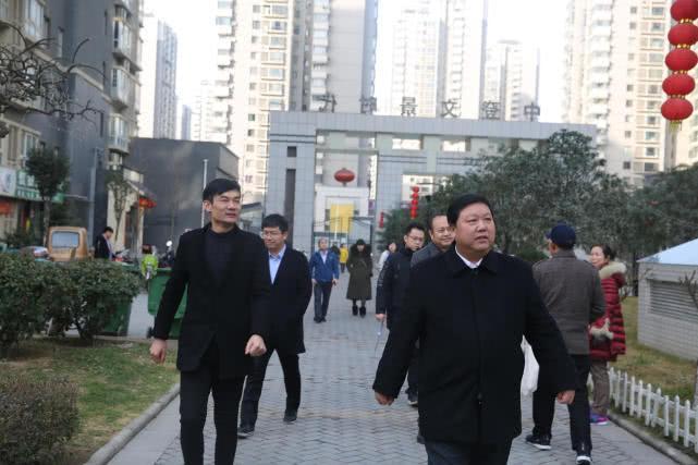 中登集團董事長宋玉慶帶隊進行衛生安全大檢查