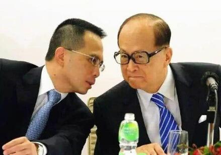 李嘉誠之前的華人首富，96年坐擁1300億，資產被最愛的女兒敗光