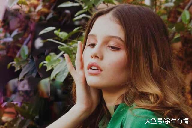 “女儿，你家那套空房子，过户给你弟当婚房”“好，等我离完婚”