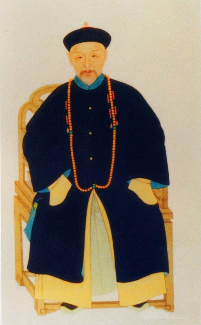 清朝里除宗室“铁帽子王”外，最显赫的爵位是哪一个？