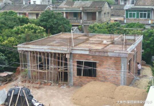 水田上砸12万做静压桩为了图安心，朋友说这地基可抗12级地震